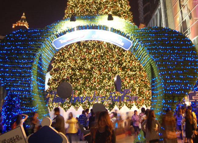 Bangkok Christmas Lights - Central Siam Area - Central World of Happiness Bear