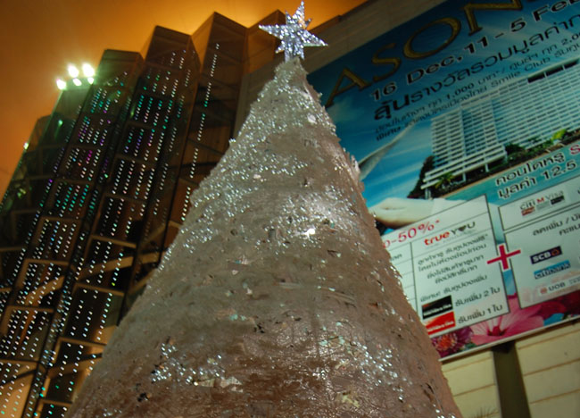 Siam Paragon Christmas Tree, Christmas in Bangkok Christmas Lights Tour