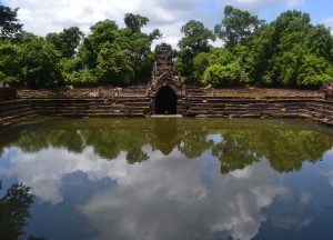 Pools at Neak Pean, Introduction to Angkor Wat Two Day Tours