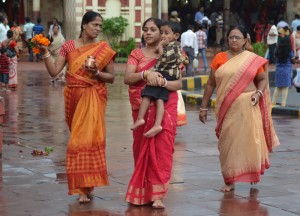 Local Pilgrims, Dakshineswar Kali Temple, Hooghly River, Kolkata