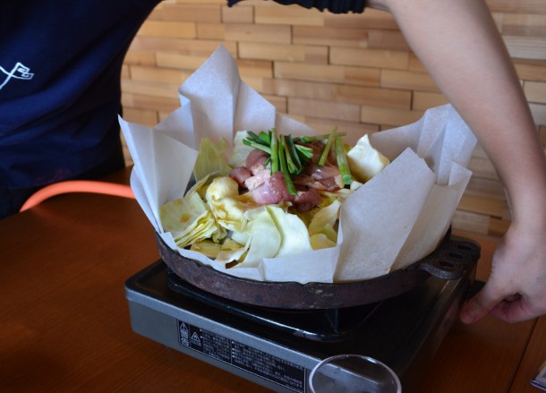 Kei-chan Hida Food, Travel to Shirakawa-go Unesco Village in Spring