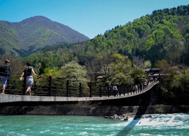 River Rapids, Travel to Shirakawa-go Unesco Village in Spring