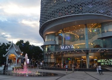 Maya Shopping Mall, Living in Chiang Mai Northern Thailand