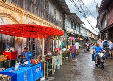 Riverside Walking Street of Chanthaburi, Travel in Eastern Thailand