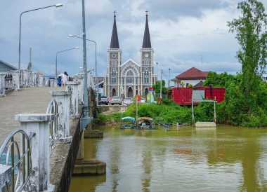 Cathedral of the Immaculate Conception, Travel in Eastern Thailand