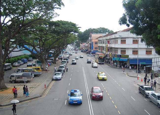 Main Road Geylang Area, Where to Stay in Singapore on a Budget