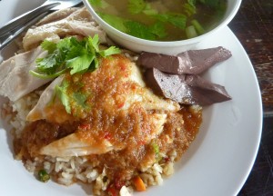 Thai Chicken Rice, Hainanese Chicken Rice Singapore vs Khao Man Gai Thailand
