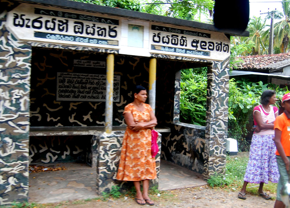 Sri Lankan Bus Stop, South Sri Lanka Tour, Independent Travel Asia