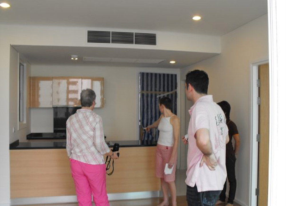 Inspecting Bangkok Apartment, Buying a Condo in Bangkok Thailand, Southeast Asia