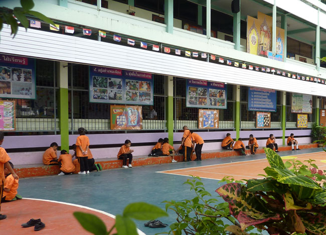 Temple School at Wat Tri Thotsathep Worawihan, Bangkok Southeast Asia