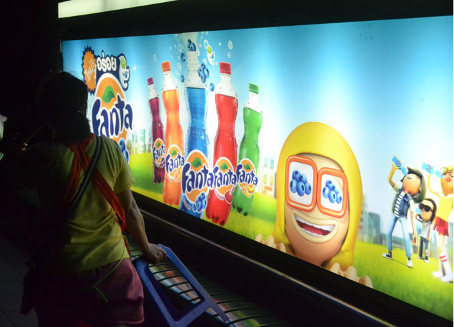 Fanta Flavours - Thailand Soft Drinks - Blueberry Fanta