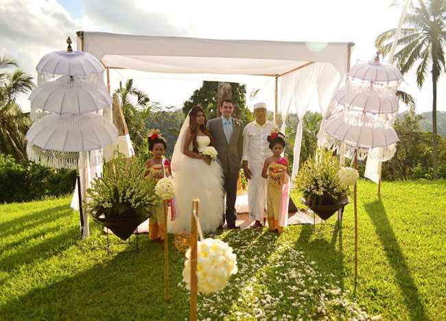White Satin Altar, Wedding at Alila Ubud, Married in Bali Indonesia