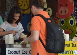 Ice Cream, Eating at JJ Market Bangkok, Chatuchak Weekend Shopping