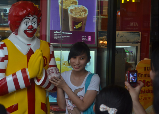 McDonald’s Hat Yai, McDonalds in Asia. Comfort Foods while Travelling