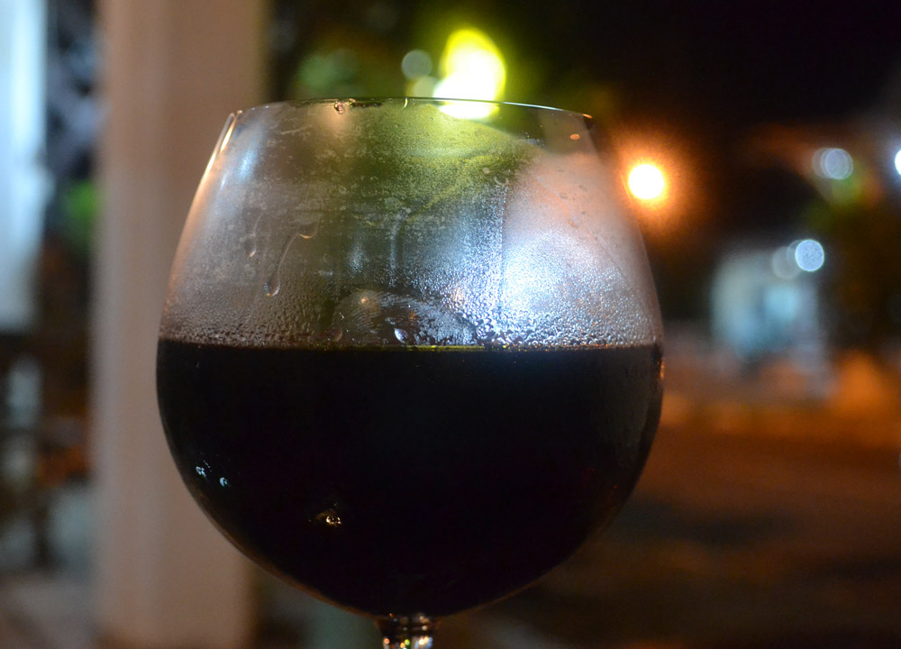 Red Wine, Daosavanh Restaurant in Savannakhet, French food in Laos