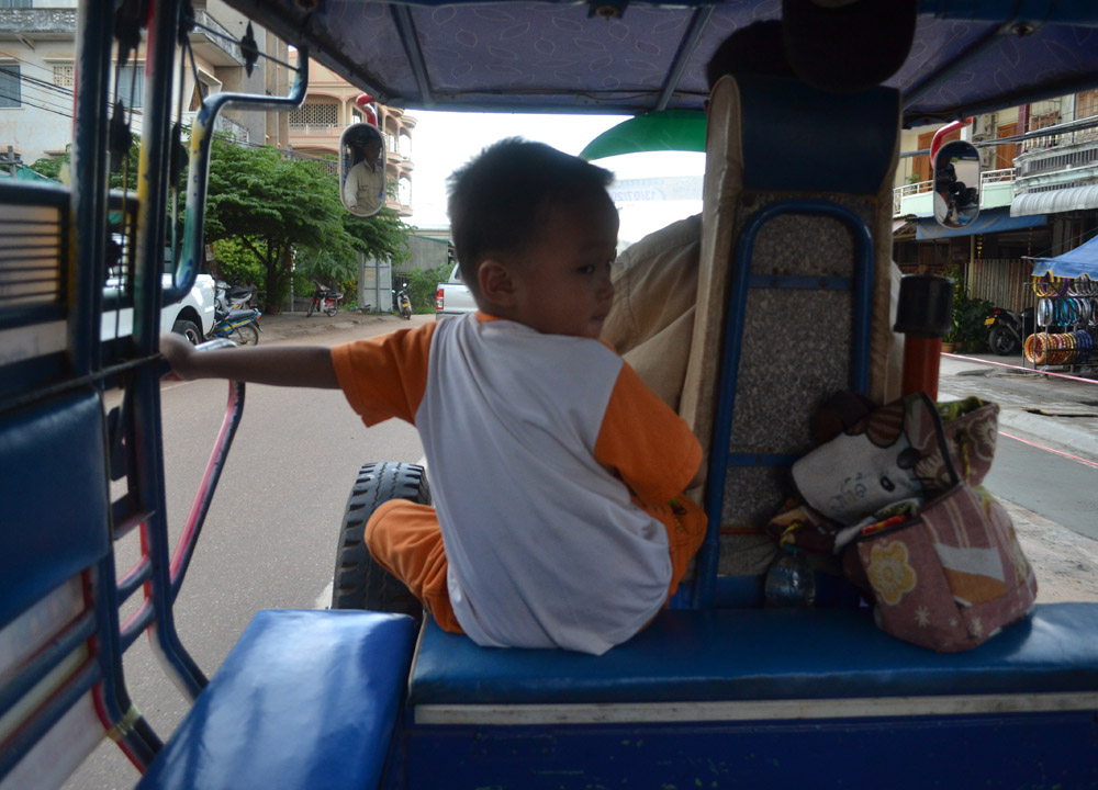 Local Tuk-Tuk, Savannakhet to Pakse by Bus, Travel in Southern Laos