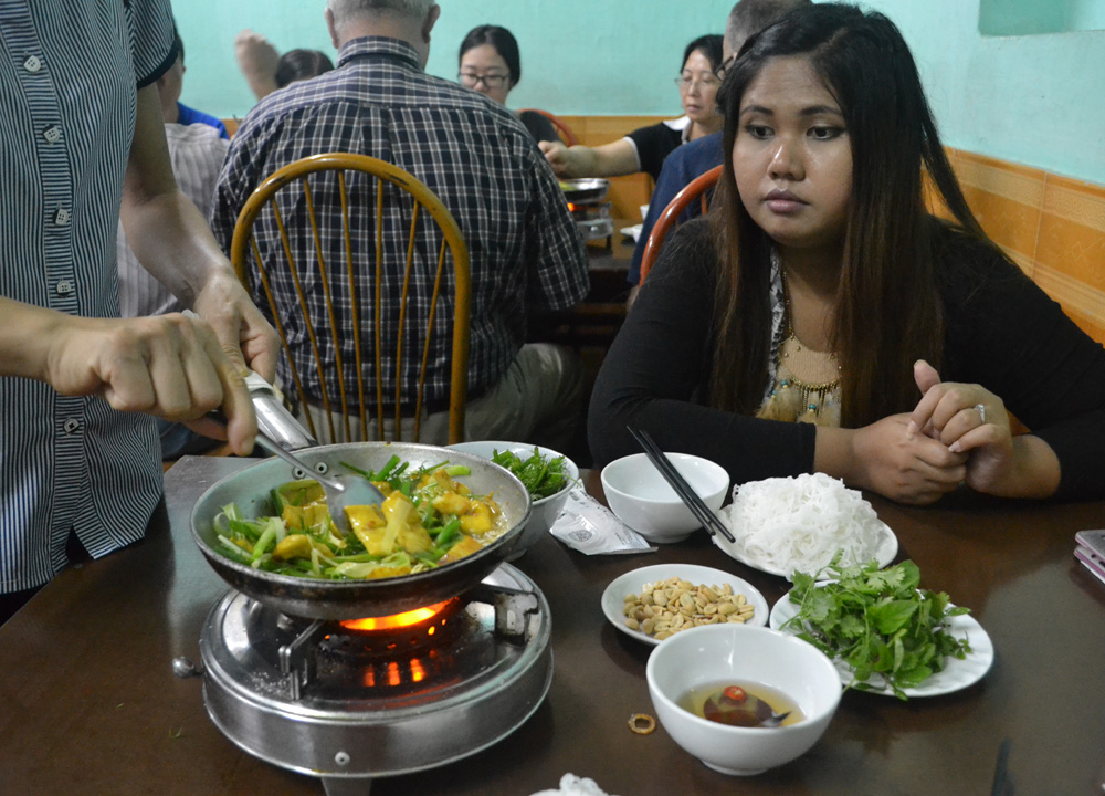 Table Grilled Fish, Cha Ca La Vong Hanoi, Vietnamese Food Spiced Fish