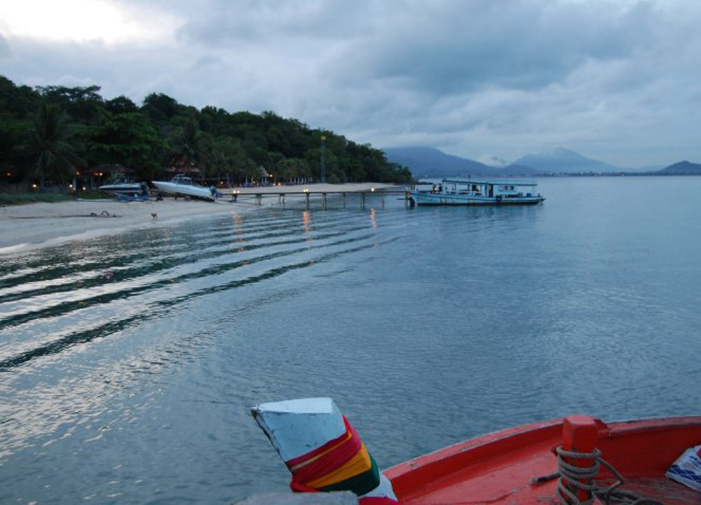 Bangkok to Ko Samet via Rayong, Thai Islands, Central Thailand