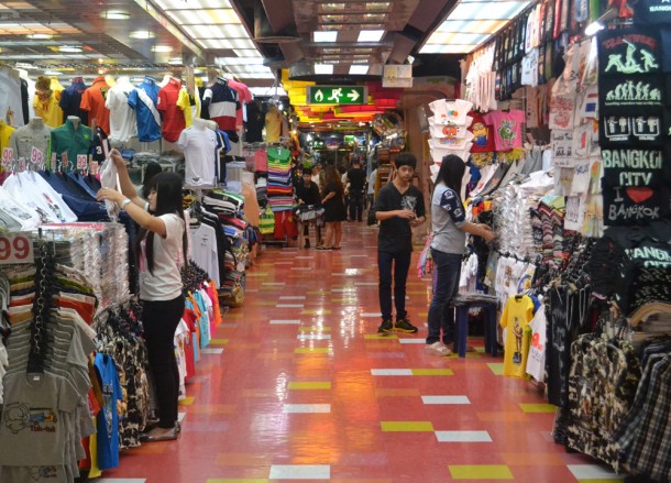 Shopping on 3rd Floor when Buying Fake Clothes in Bangkok, MBK