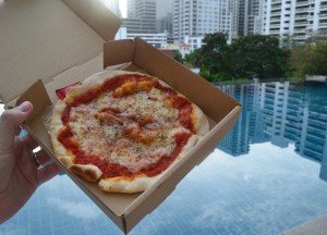 Pizza at the Pool Pizza at the Pool, Street Food Pizza, Yan Pizza, Sukhumvit 23