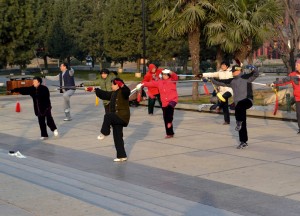 Tai Chi with Swords, Activities in Local Parks in China Local Life