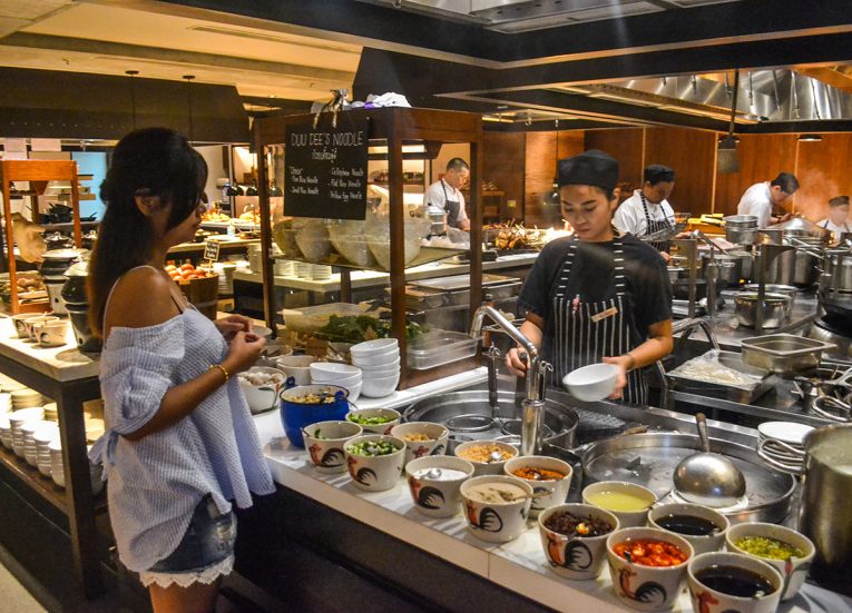 Goji Kitchen & Bar, Bangkok Marriott Marquis Queen’s Park Hotel Em District