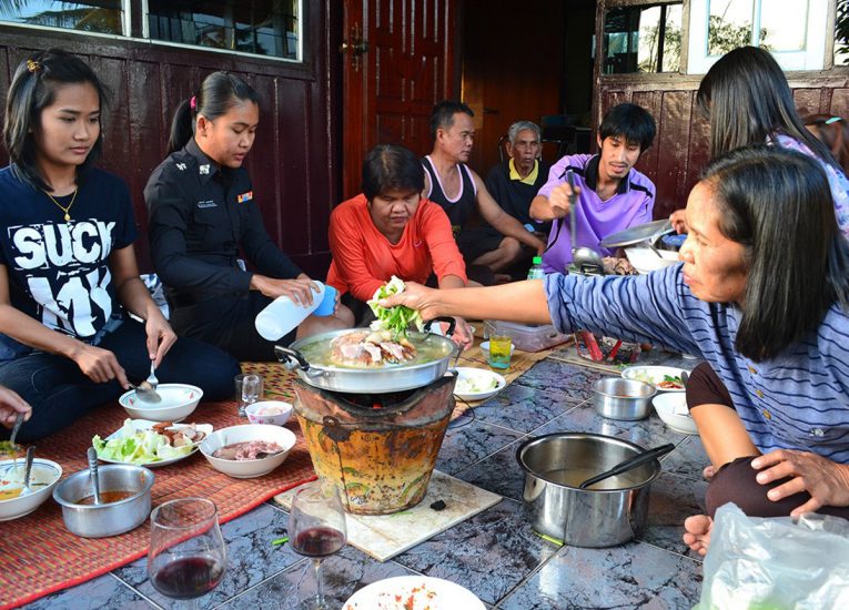 Thai Isaan Food, Eating in Northeastern Thailand