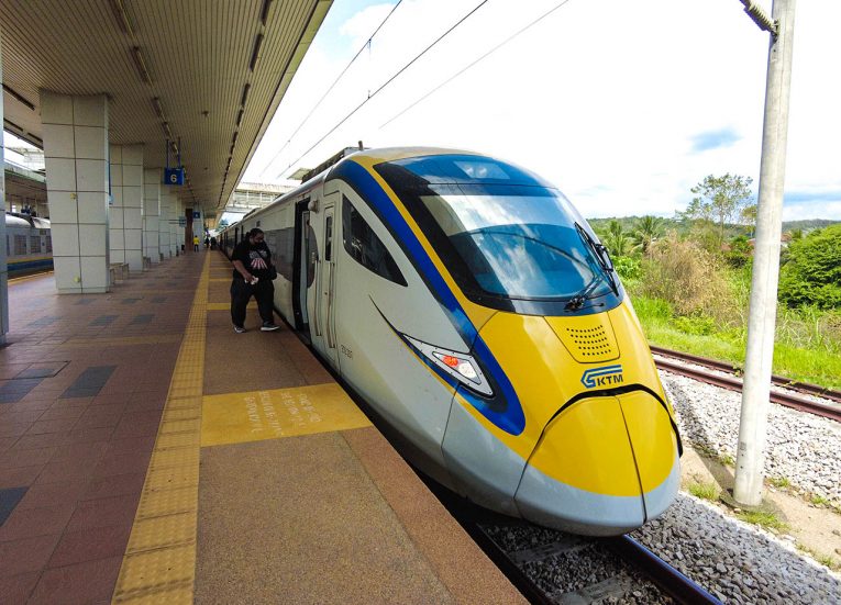 KTM-ETS-Train-Intercity-from-Gemas-to-Kuala-Lumpur-by-Train-Station-from-Singapore-by-Rail