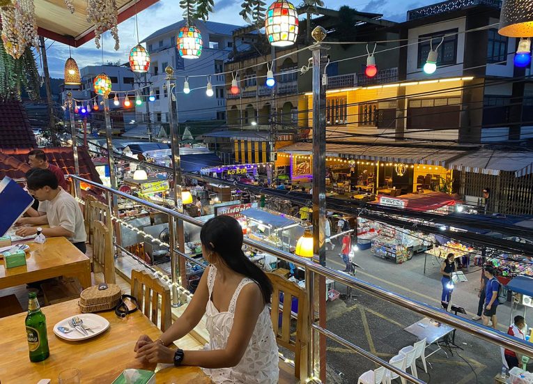 Hua-Hin-Night-Market-Balcony-Restaurant-Views-from-Above-3