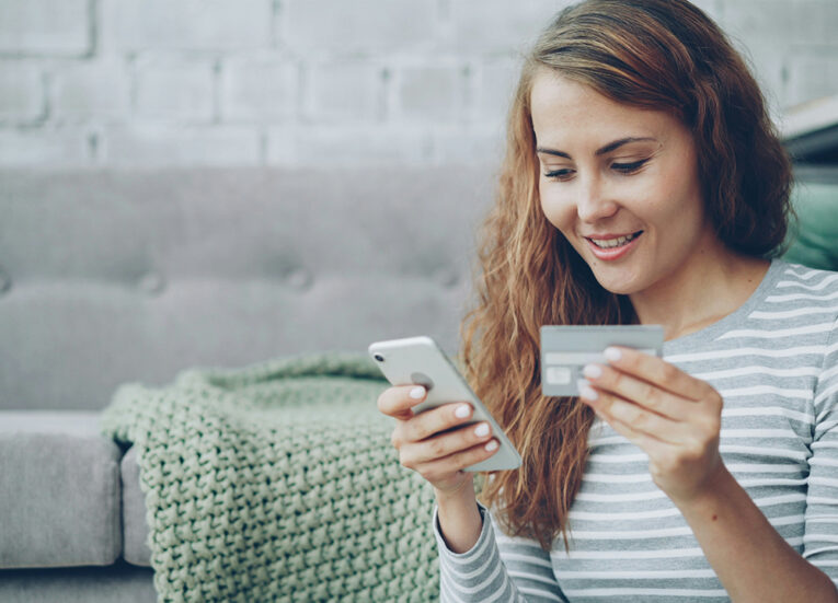 Living Freely: How Financial Trends Shape Lifestyle and Travel Choices