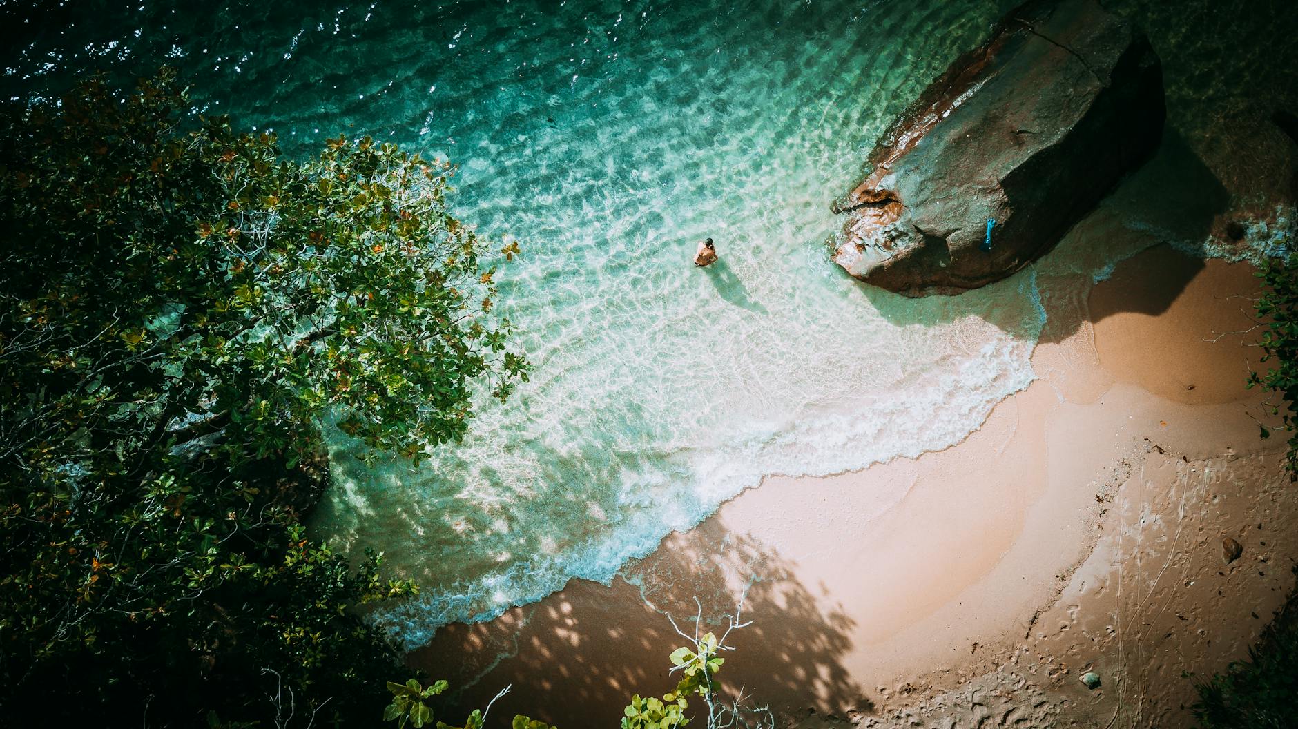 How to Charter a Yacht in Seychelles - Seasonal Guide for 2025-2026